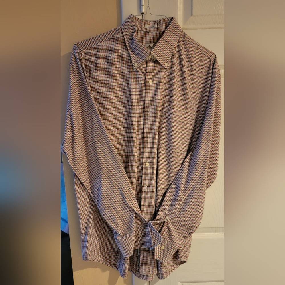 Like new Peter Millar Men's shirt